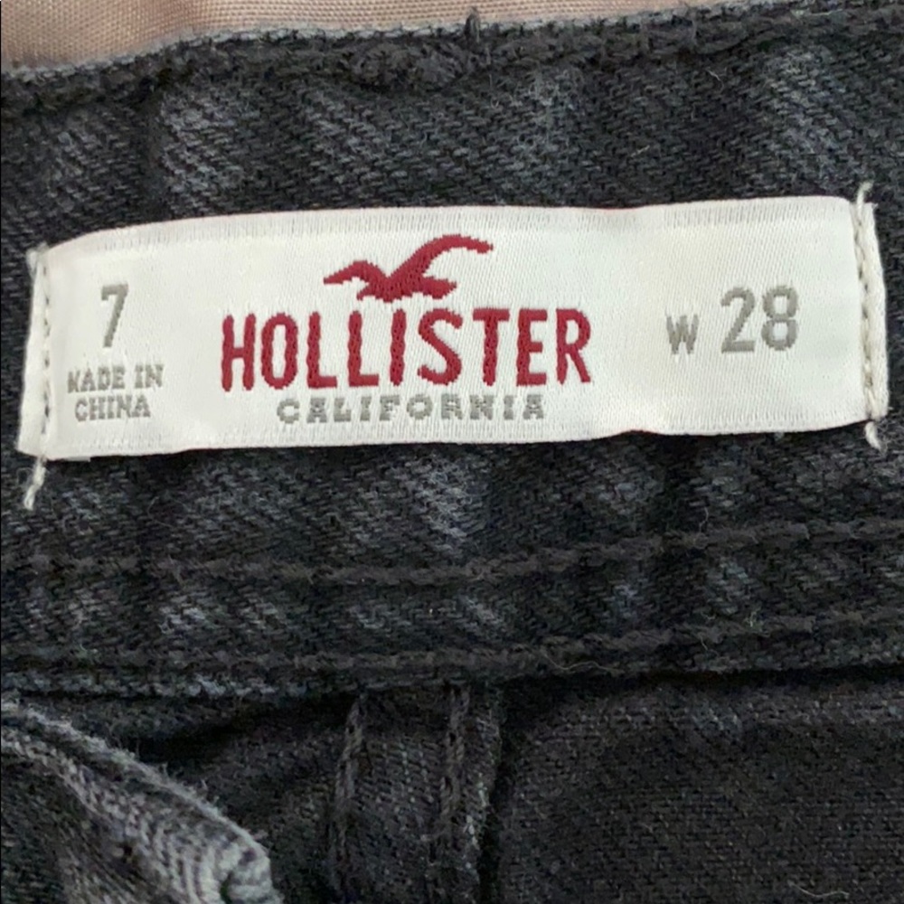 Hollister Jean Shorts - Picture 3 of 3